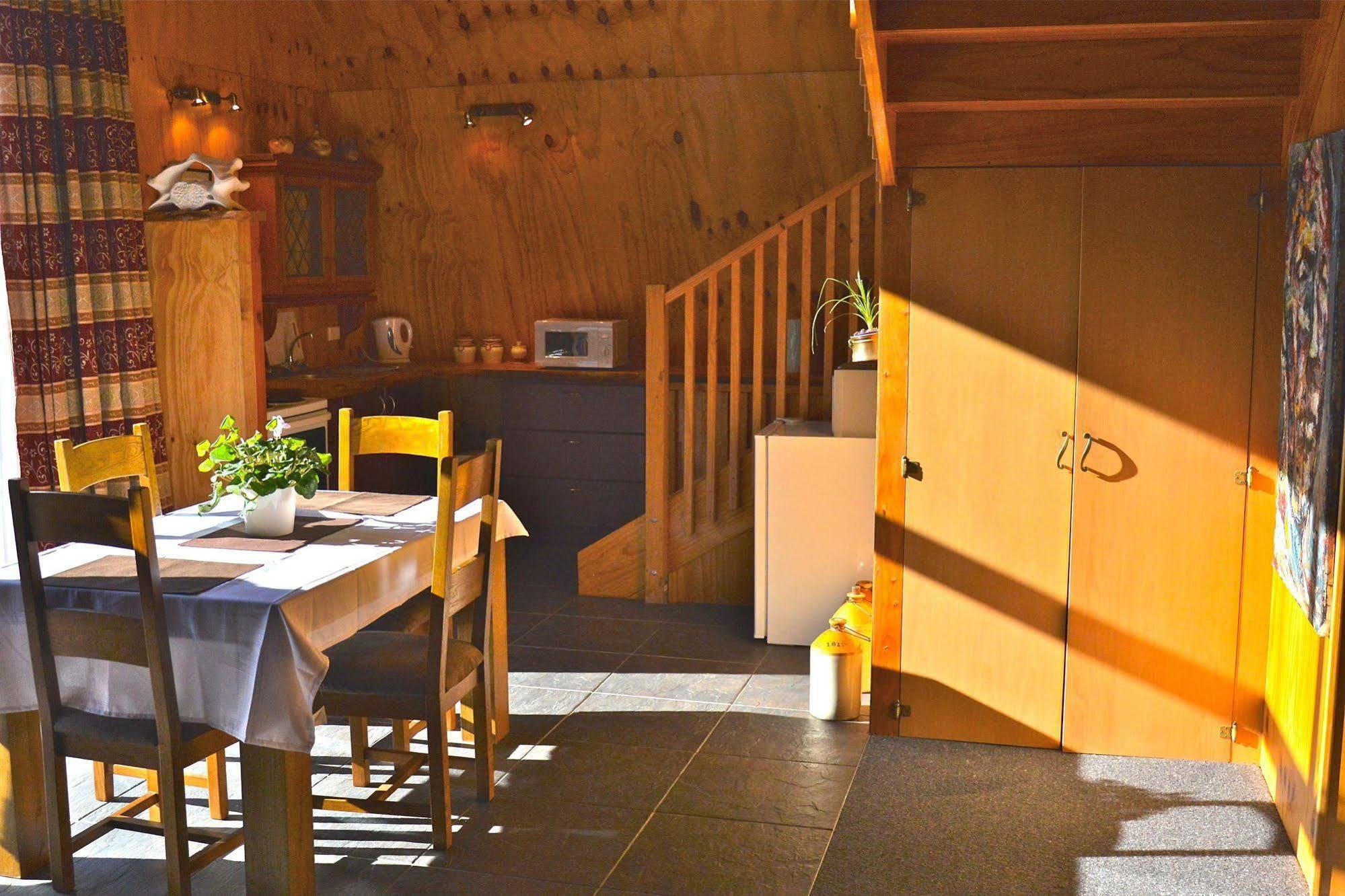 Barn Bed And Breakfast Waitati Exterior photo